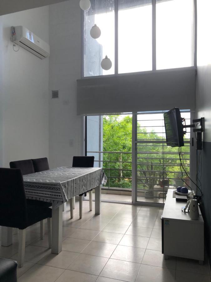 El Depto Tipo Duplex Pleno Centro Incluye Cochera Consultar Servicio De Parking Apartment Monte Grande Ngoại thất bức ảnh